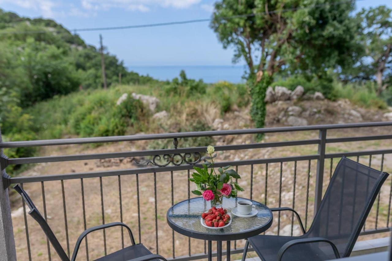Villa Montenegrina Petrovac Eksteriør bilde